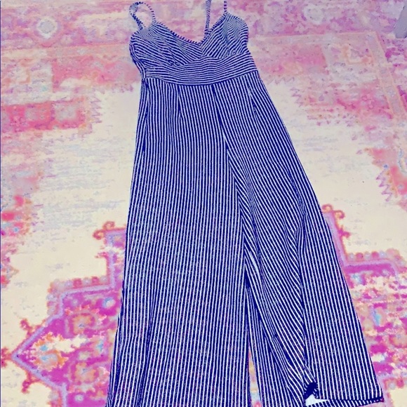 Pants - Wide legged pant suit